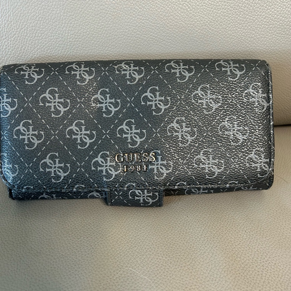 Guess wallet. Matching purse listed